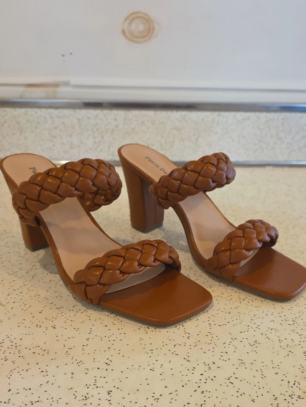 Pierre‎ Dumas Women's Ariana Braided Faux Leather 3.5